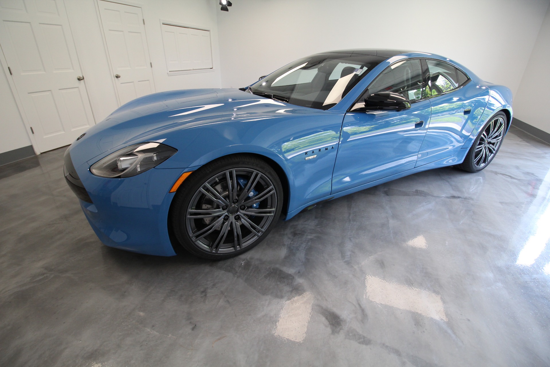 Karma rivera best sale car